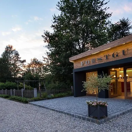 Forstgut - Premium Waldchalets und Lodge Suiten-3